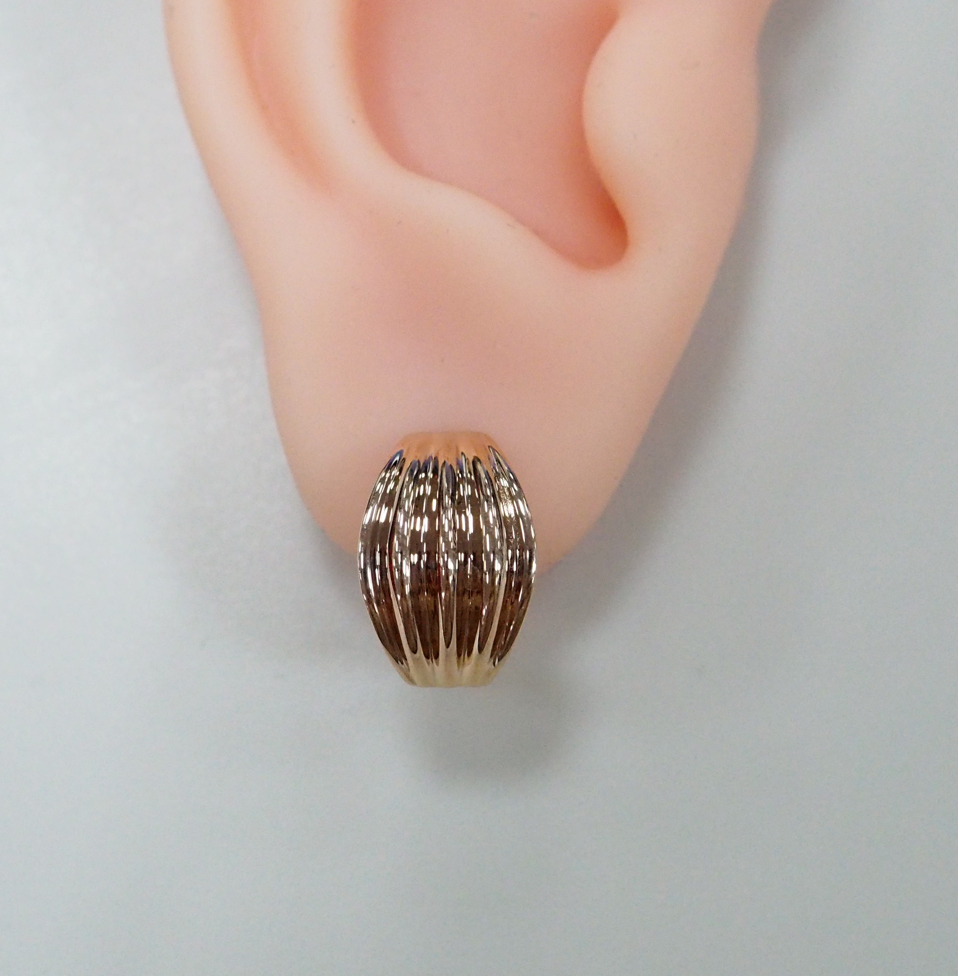 Серьги из золота